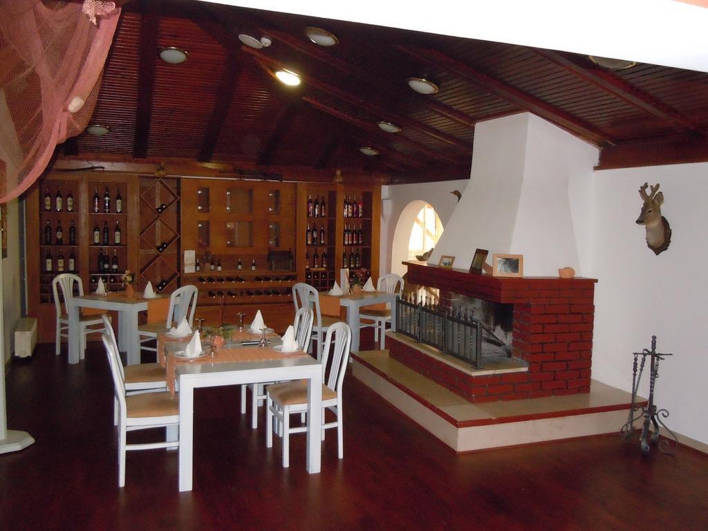 Višići Hotel Park מראה חיצוני תמונה