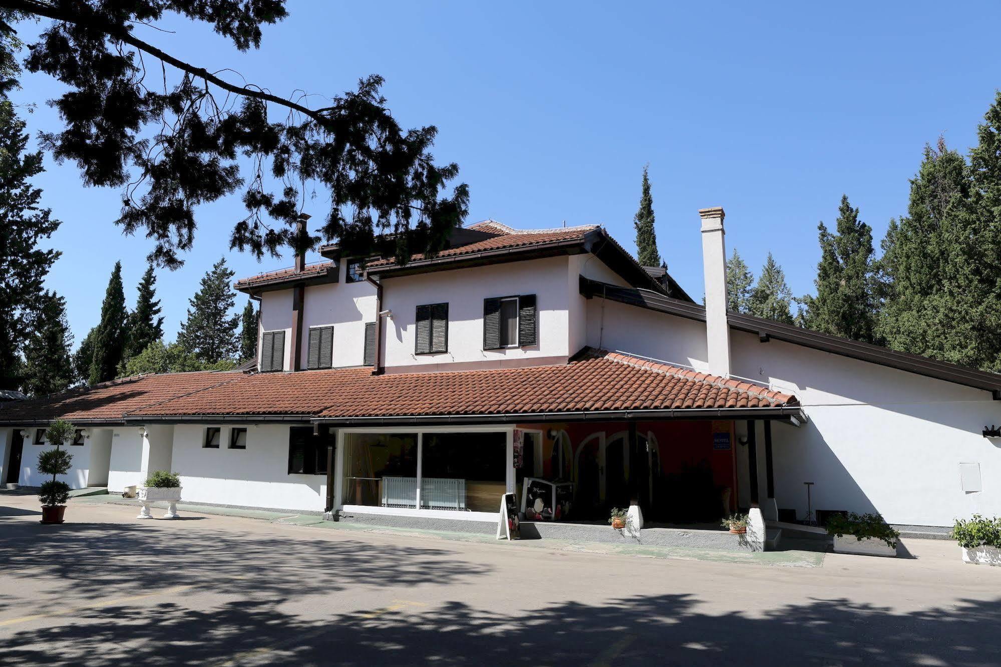 Višići Hotel Park מראה חיצוני תמונה